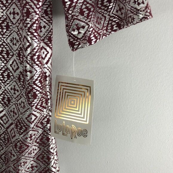 Lularoe Elegant Gigi Size Large Shirt Red Silver Aztec Pattern Rare Holiday - Picture 5 of 15